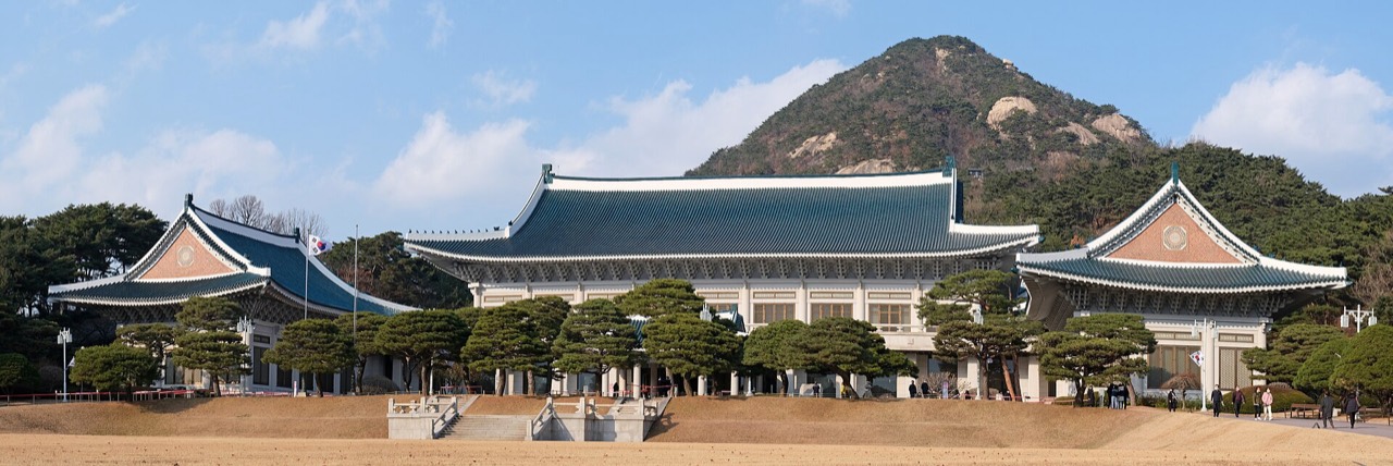 청와대 본관 전경. 2022년 12월 7일 촬영한 자료사진으로, 2026년 10월 20일 국무회의 현장 사진은 아니다.